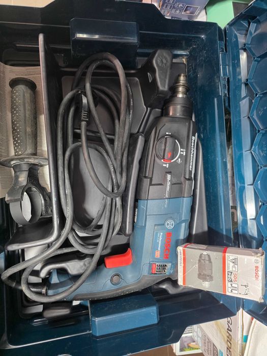 Ciocan perforator Bosch profesional, GBH 2-28