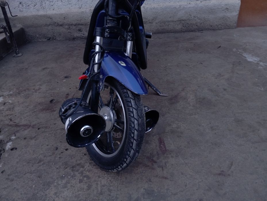 Skuter sotiladi modeli drongo