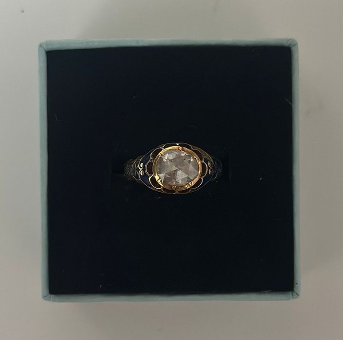 Inel cu diamant natural- antic.