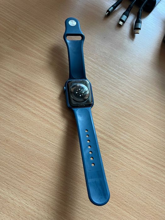 Apple Watch Series 7 GPS, 45mm Midnight Aluminium Case