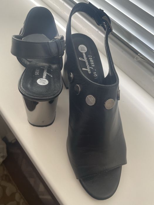 Женская обувь продам