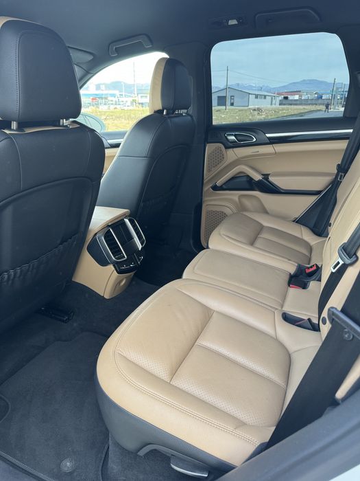 Porsche Cayenne 2015 3.0 Diesel 105.000 km