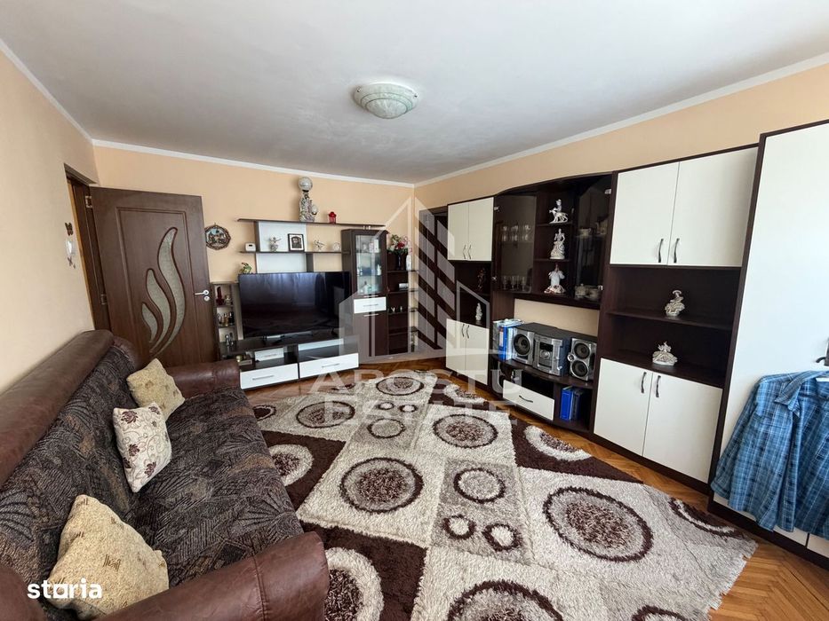 Apartament cu 3 camere de vânzare , Zona Dacia , Timisoara