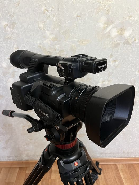 Продам видеокамеру Panasonic AG-AC160AEN