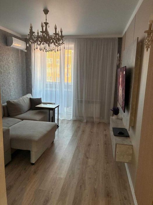 Продам 3-х комнатную квартиру в районе плазы