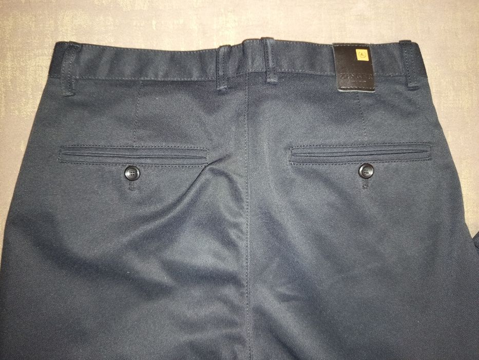 Рубашки и брюки школьные на подростка