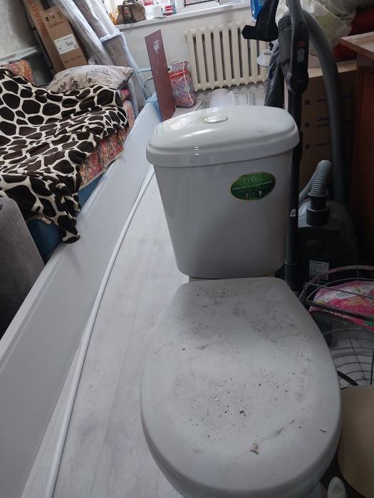 Унитаз, раковина!!!