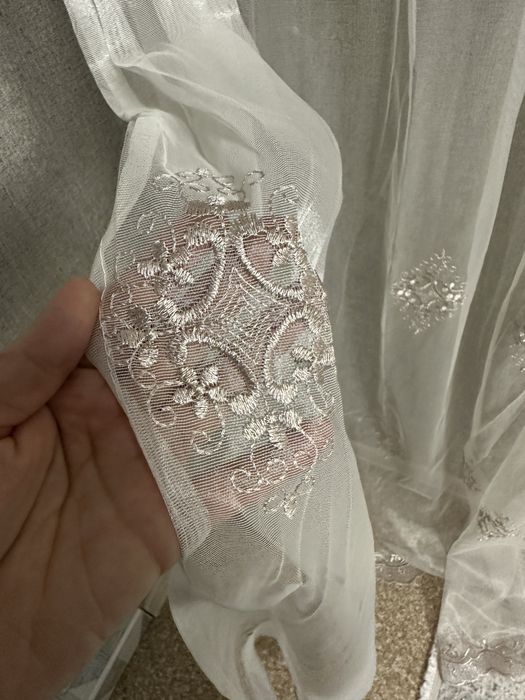 тюль в отличном состояний