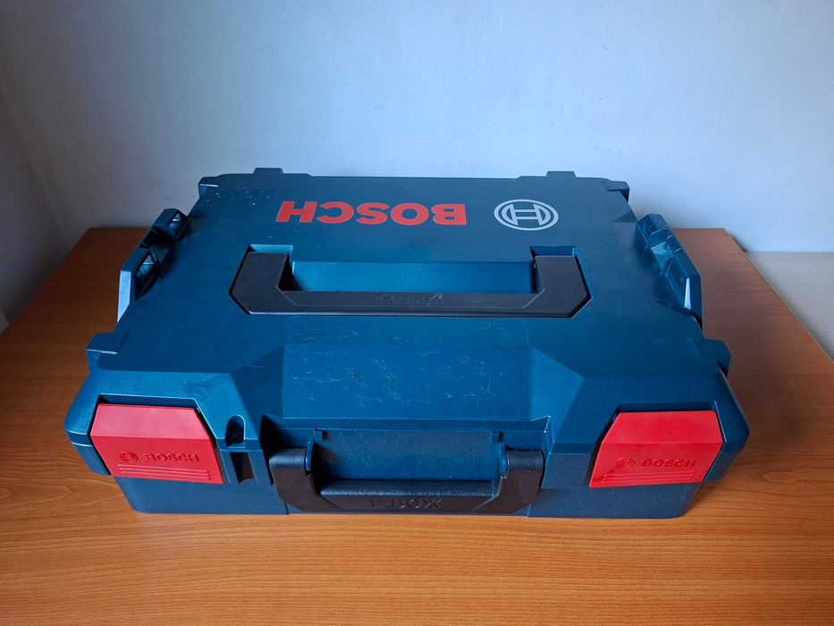 Valiza de transport Bosch Professional L-BOXX 136 cu insertie pentru masini de insurubat GDS, GDR si GDX 18V
