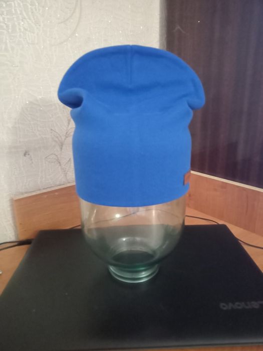 Распродажа шапок детских и взрослых