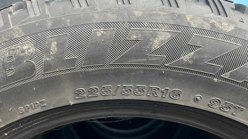 Продам шины  225\55\16