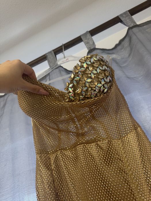 Rochie facuta pe comanda !