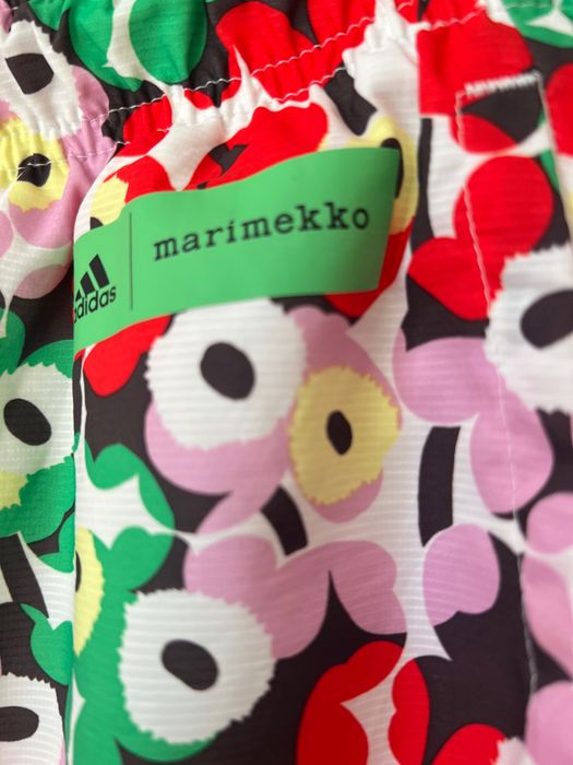 Спортно долнище Adidas - Marimekko