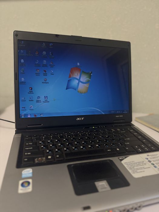 Acer kompyuter DVD ichida qotmasdan ishkaydi