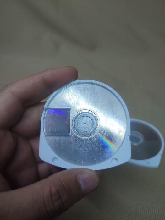 Диски PlayStation Portable (PSP).