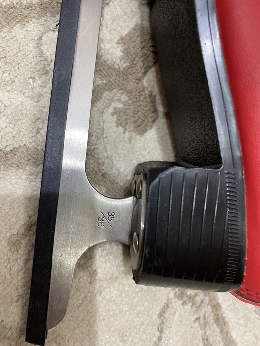 Продам коньки фигурные