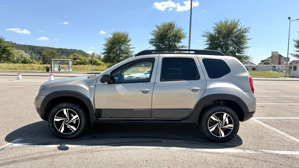 DACIA Duster 2011 — imagine 4