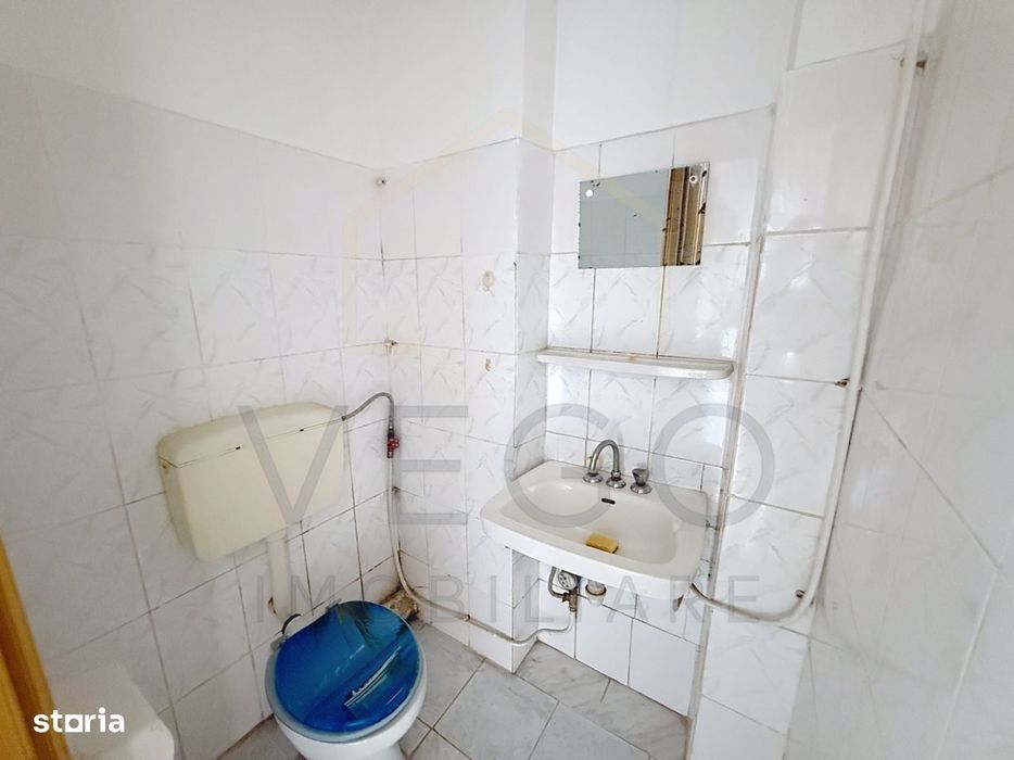 Apartament cu 4 camere decomandate la 2245 eur/mp in Manastur