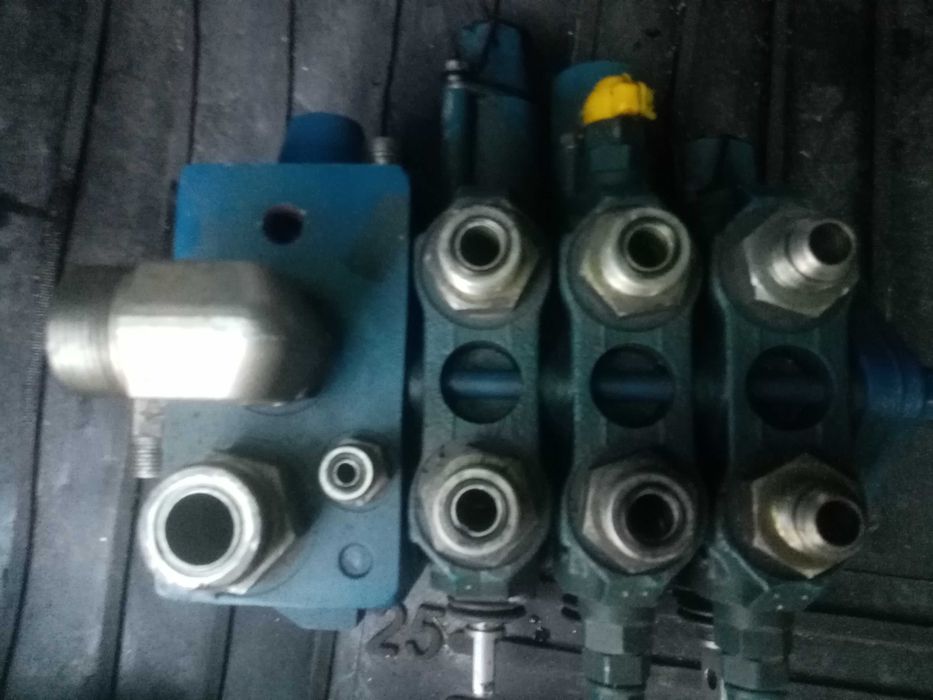 Гидрораспределитель