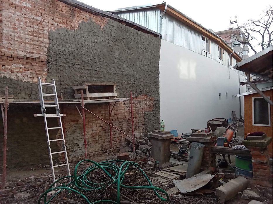 Constructor calificat cu peste 20 de ani în domeniu