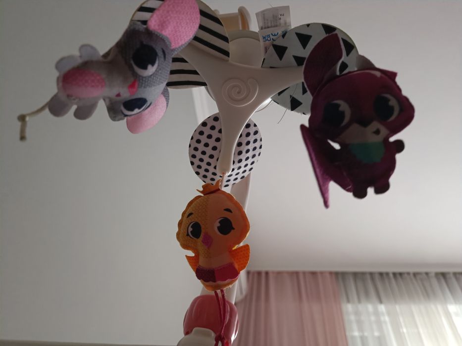 Музикална играчка за легло