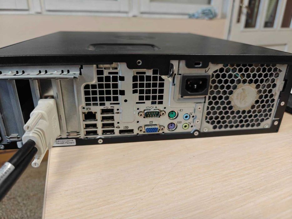 Компютър HP Workstation Z210