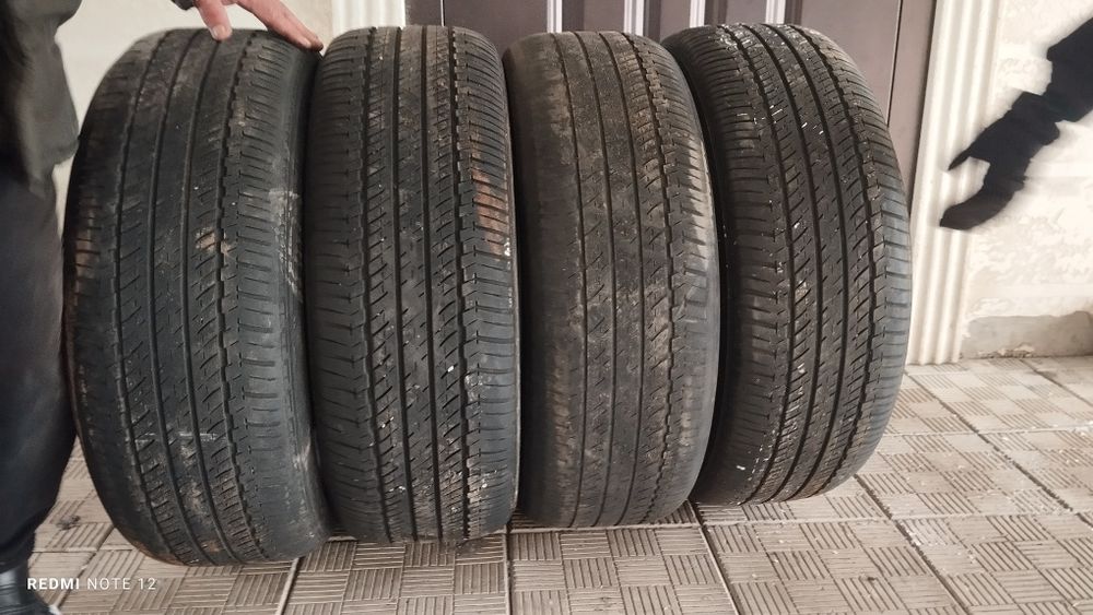 Продам шины летние 245/55/19