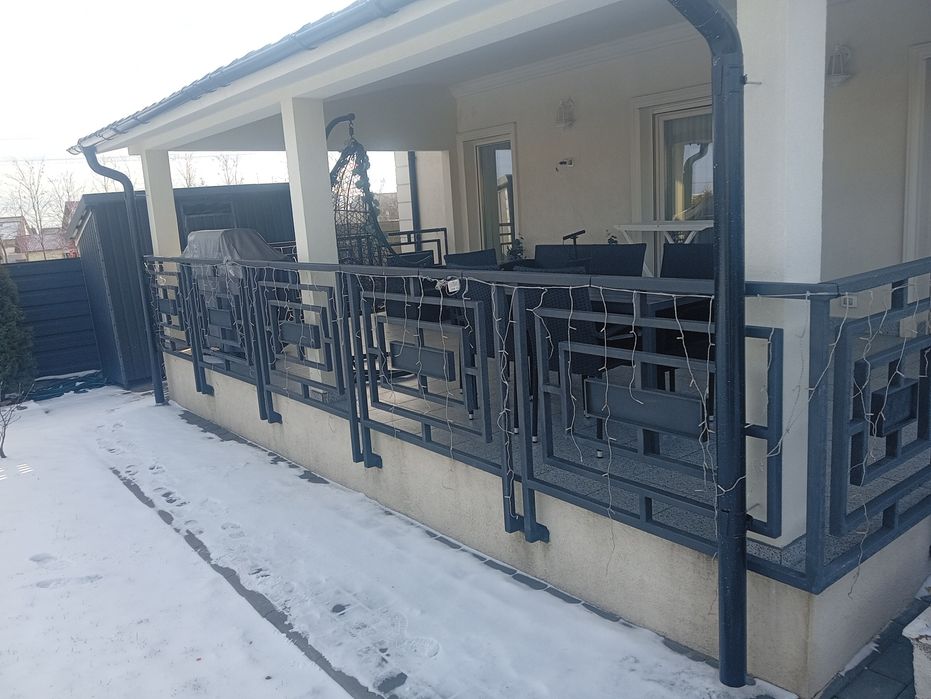 Vând balustrada fier