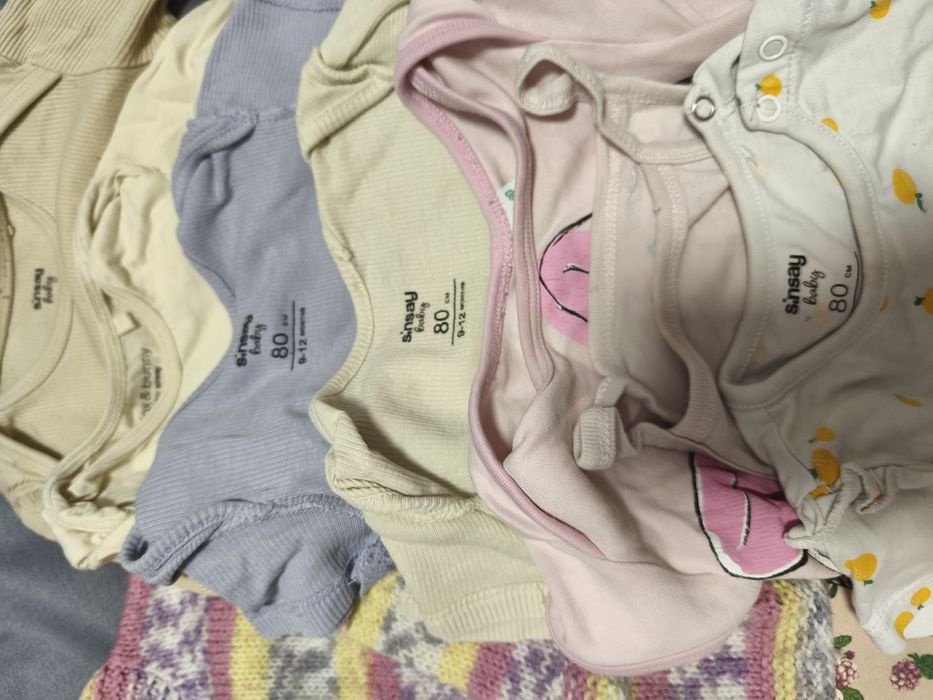 Hăinuțe pentru fetite