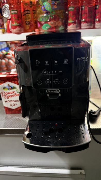 Продам кофе машину Delongi