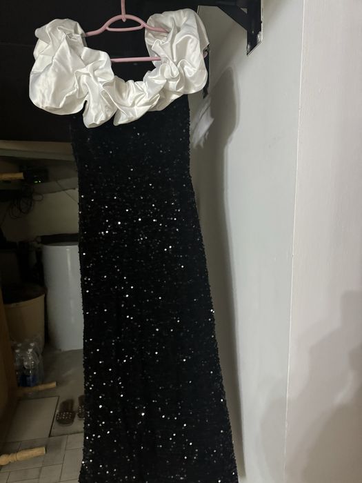 Продается платье