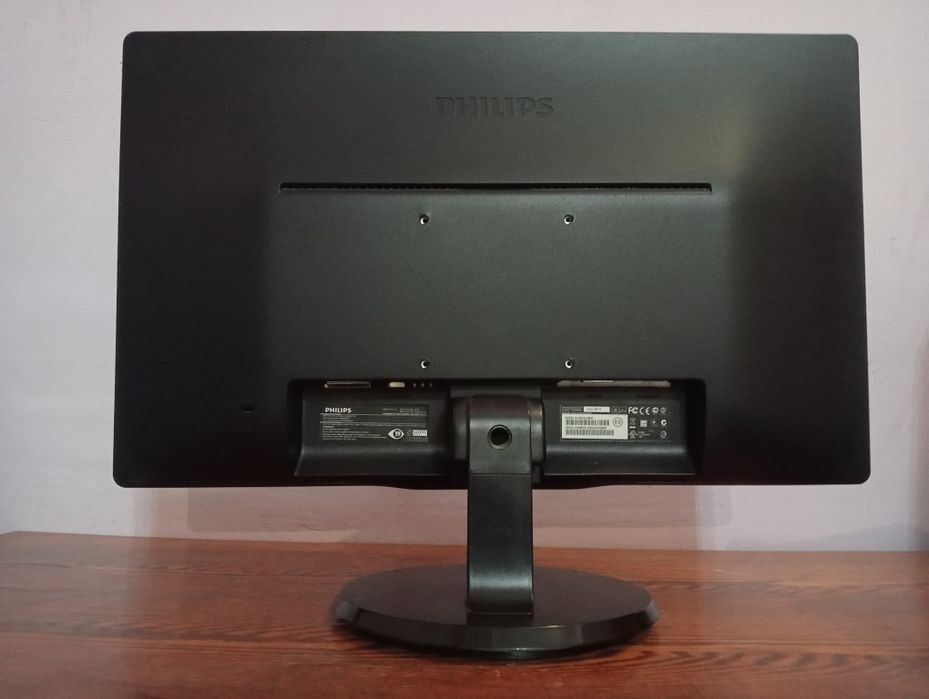 Монитор (23д) Phillips 236V4L