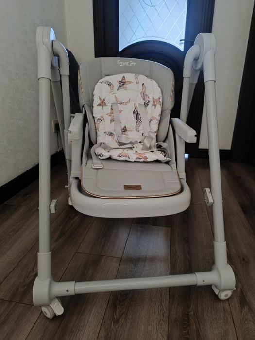 Продам детский столик