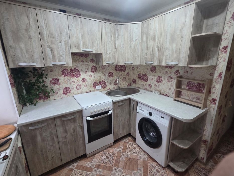 Продам кухоный гарнитур