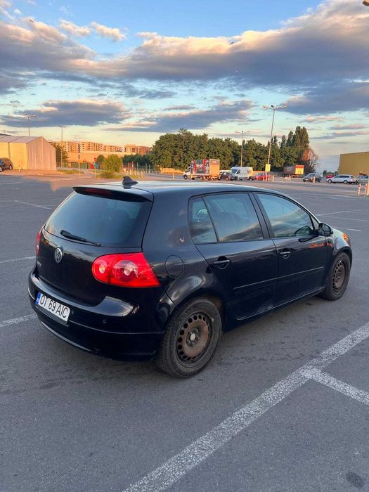 Volkswagen Golf 5 2007 – 1.4 Benzina