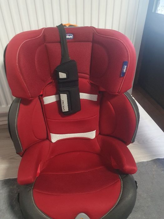 Scaun auto Chicco cu isofix