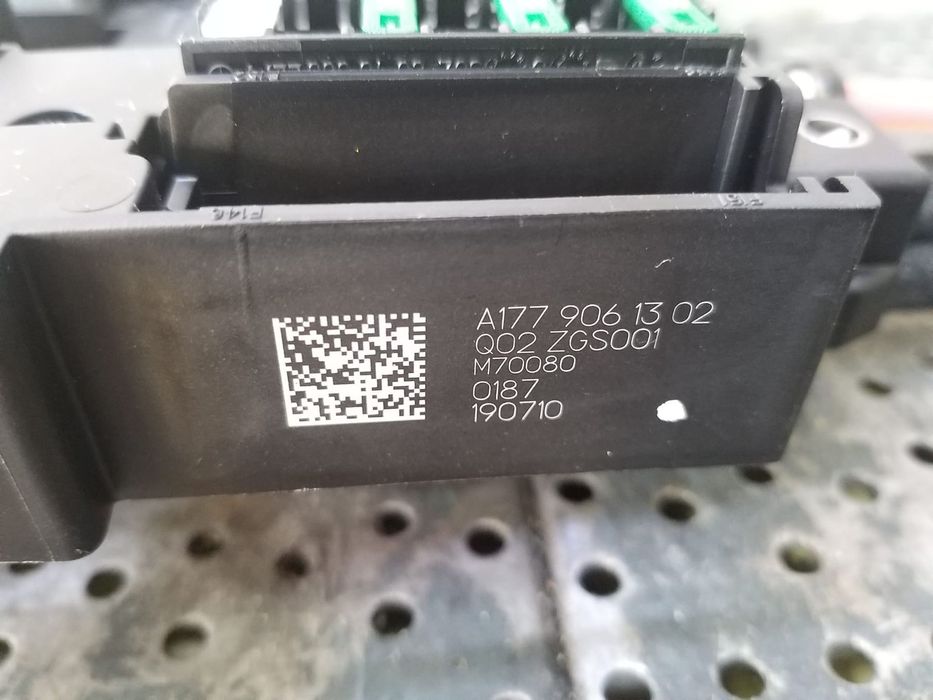 Panou sigurante 1.3 tb mercedes b class w247 a1779061302 50004aa20