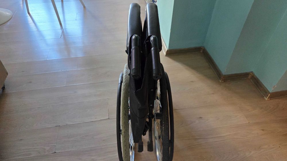 инвалидна количка Wheelchair
