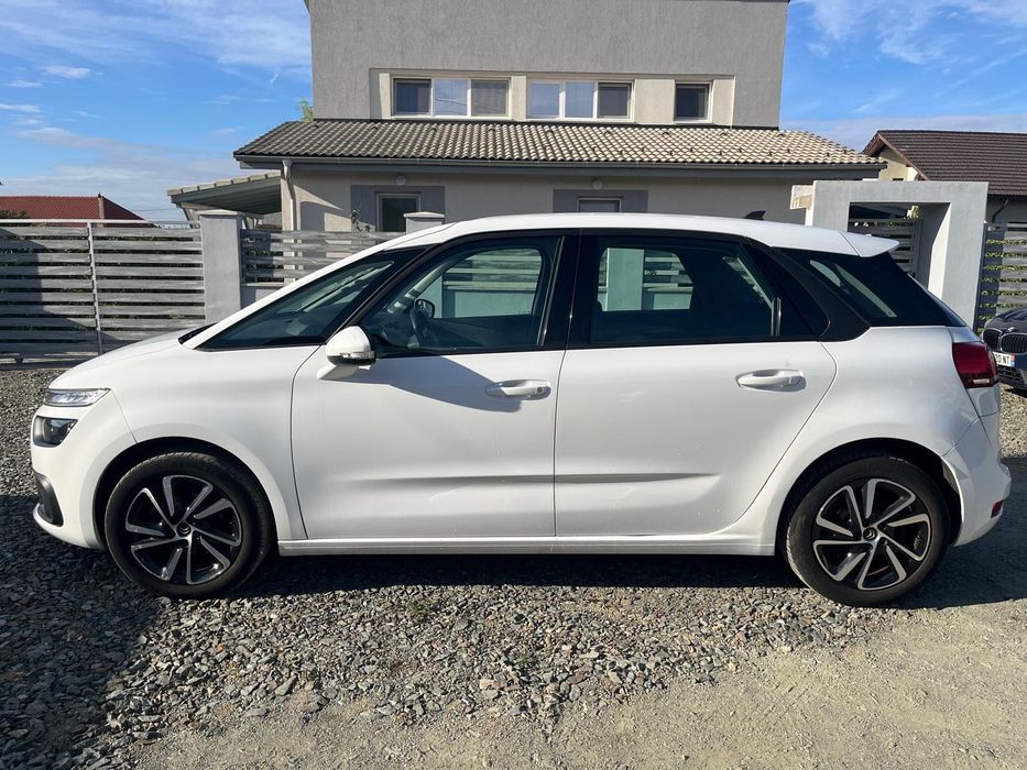 Citroen Spacetourer an 09/2021 diesel, revizie completă.