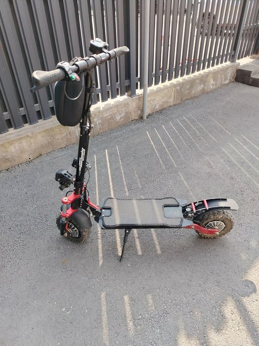 Электросамокат KugoKirin М5