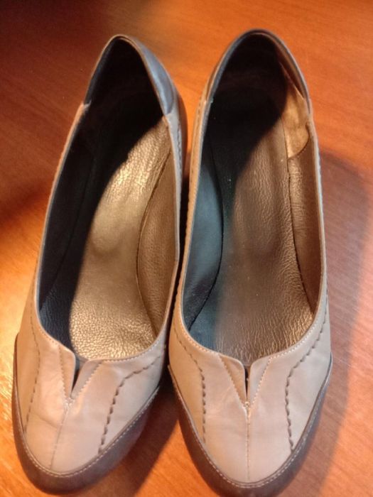 Продам туфли женские