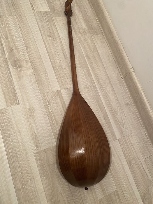 Продам домбыру Астана