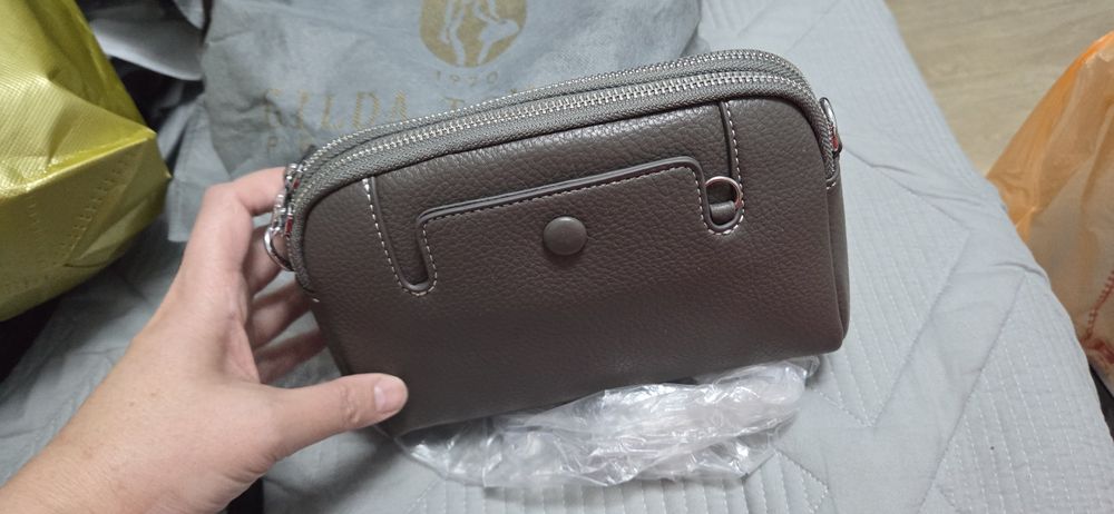 Продается кожанные сумки