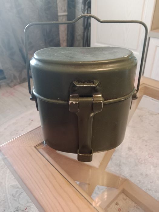 Армейский котелок.