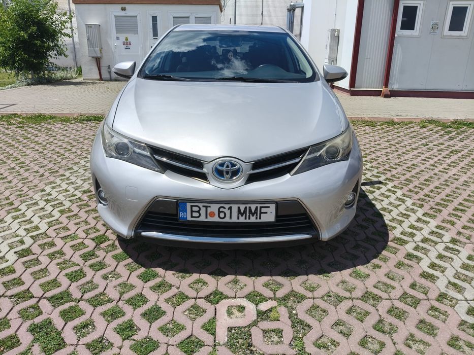 TOYOTA Auris 2015 — imagine 1