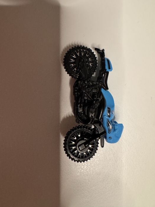 Хот Вилсы Б/У в отличном состоянии