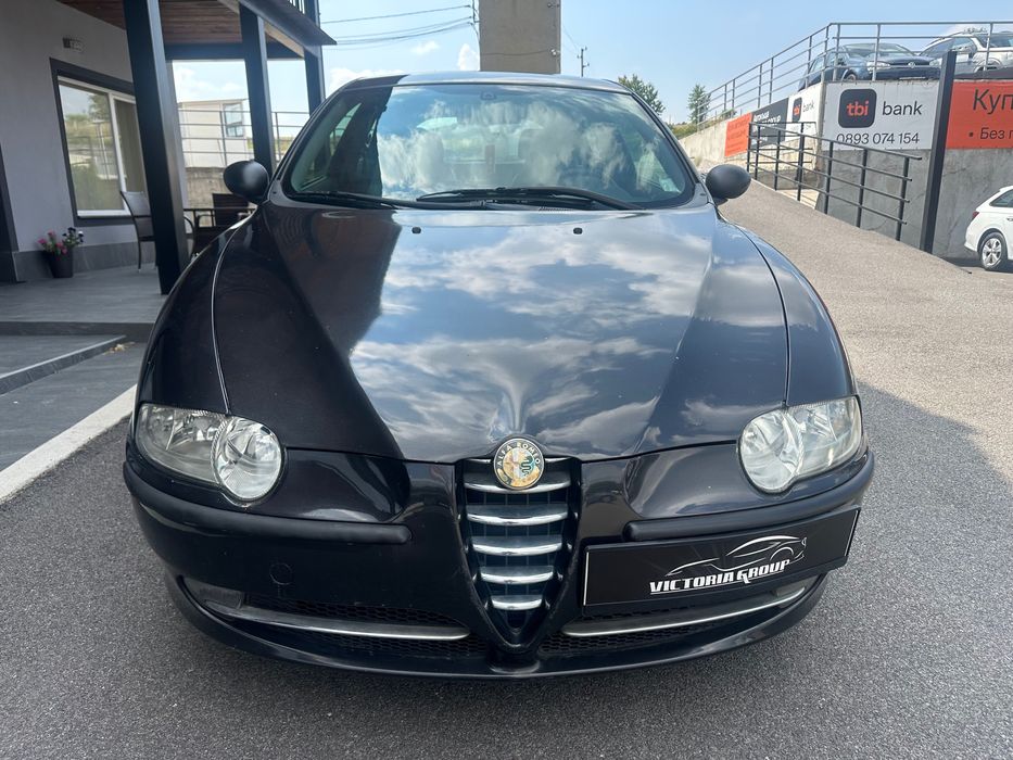 Alfa Romeo 147.  1.6 2003 На Части