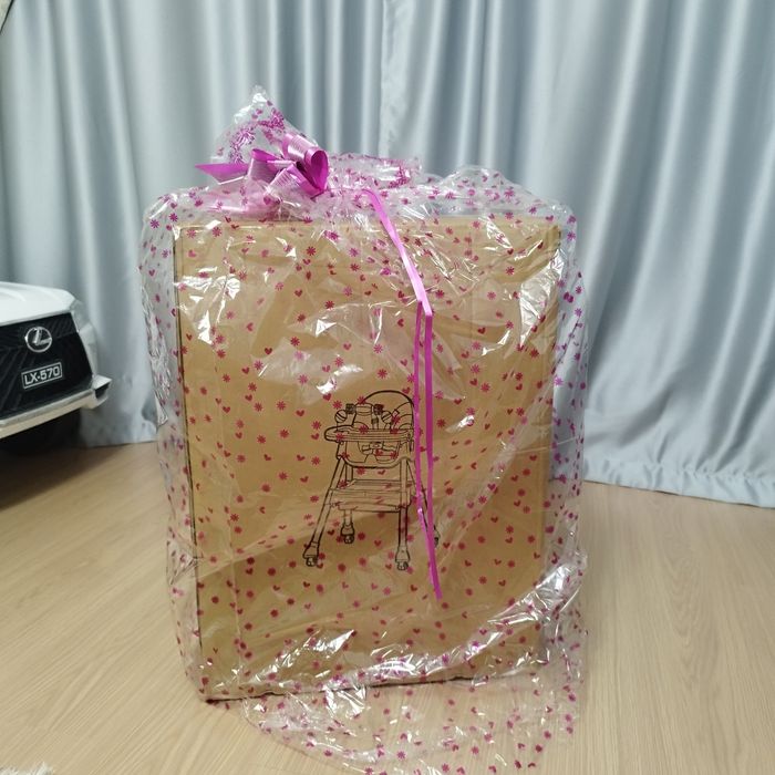 Продам новый детские столик