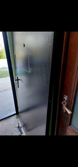 Продам дверь полотно 90