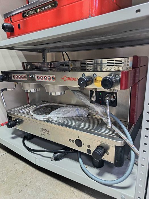 Продажа Кофемашины + Кофемолка